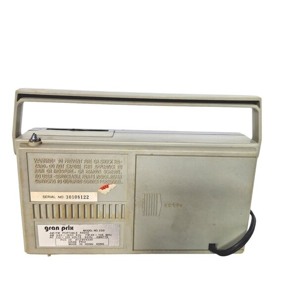 Vintage Gran Prix Portable AM/FM Radio 230 Tested Working - Picture 4 of 7